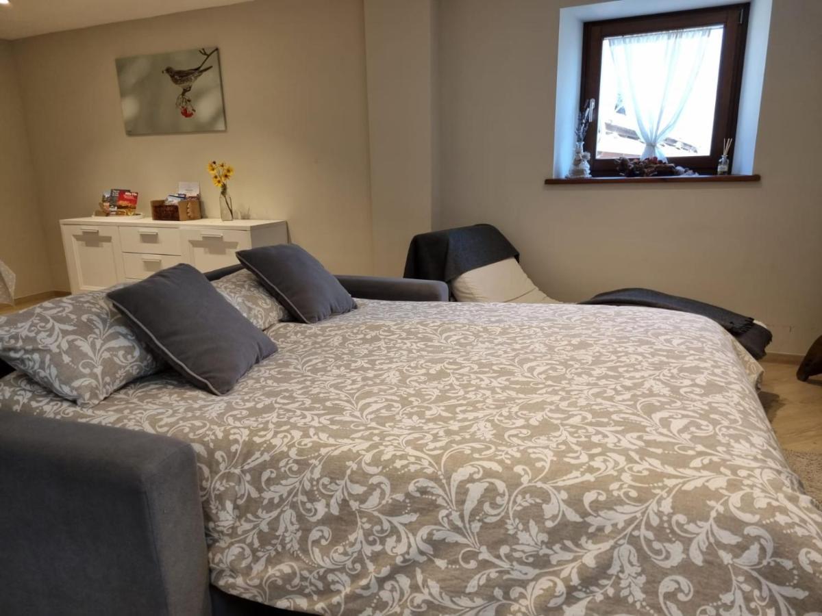 Le Casette Di Rovine Apartment Аоста Екстериор снимка