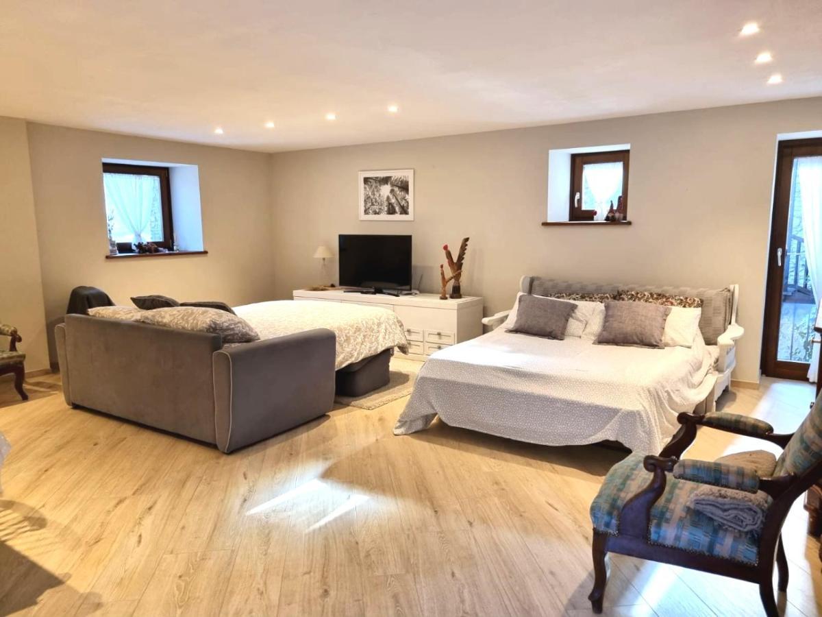 Le Casette Di Rovine Apartment Аоста Екстериор снимка